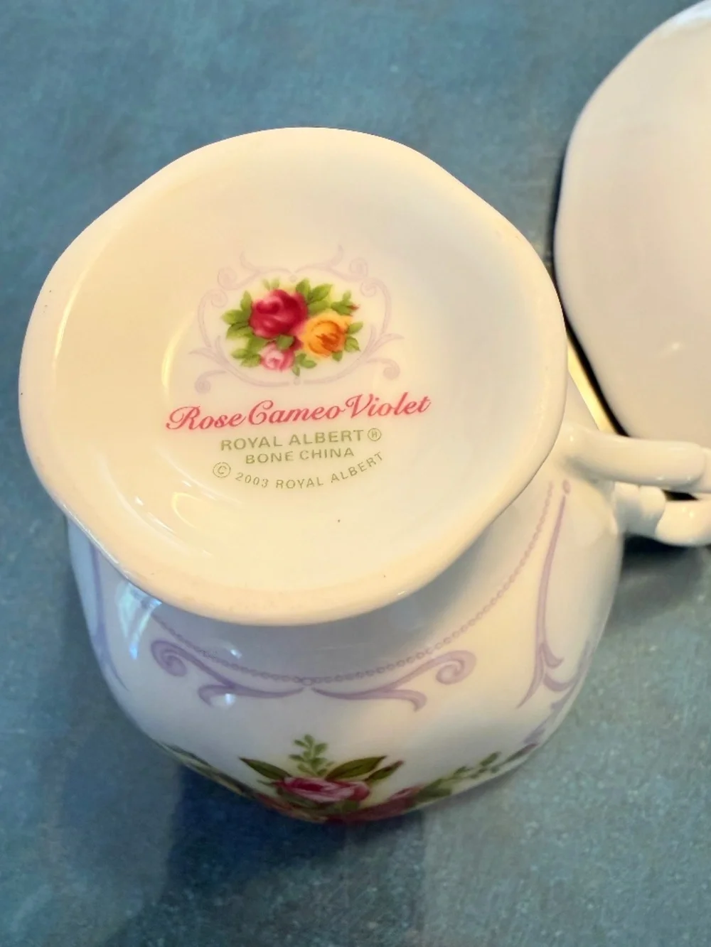VNTG Royal Albert Bone China Rose Cameo Violet